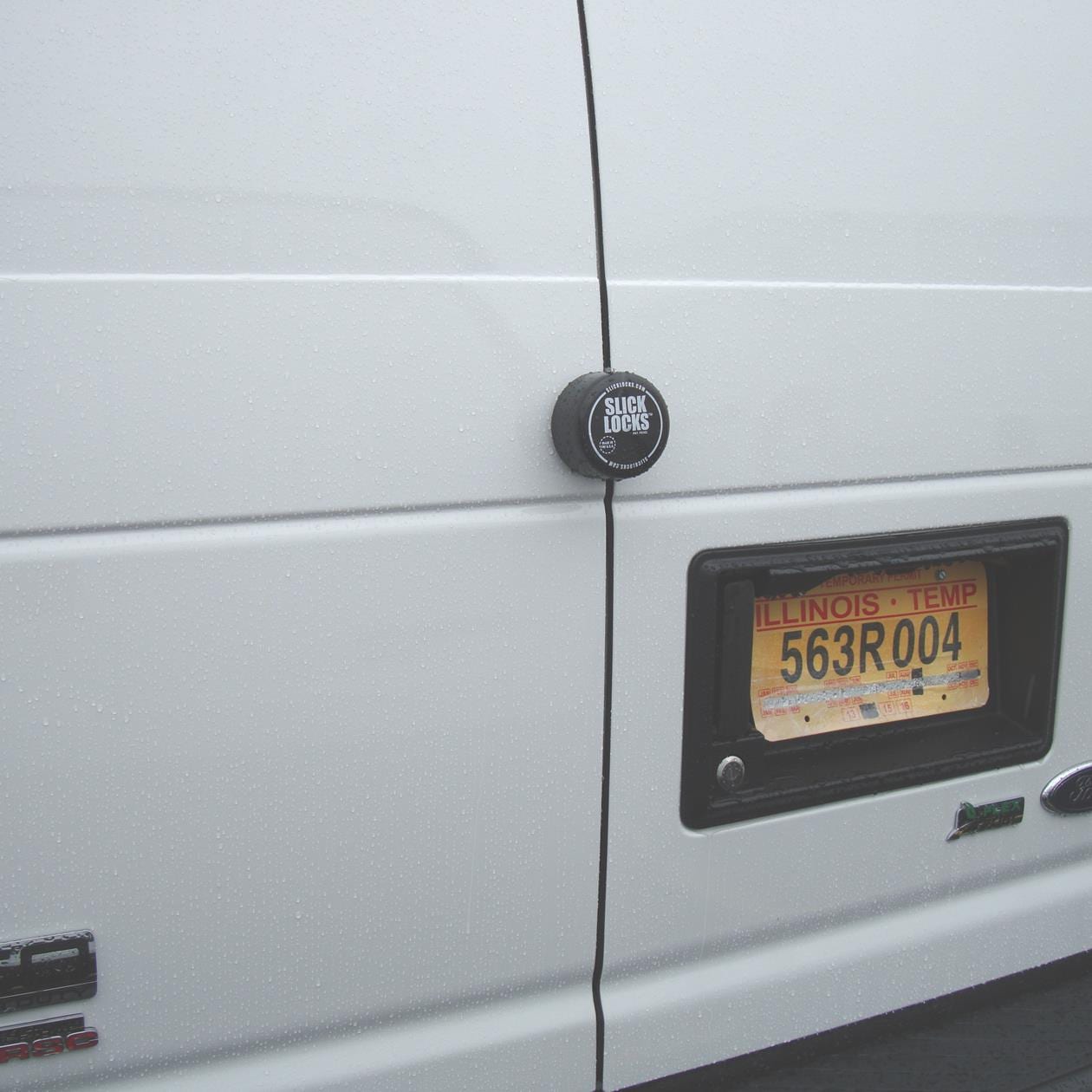 Slick Locks Chevy//GMC Sliding Door Kit Complete with Spinners Weather covers and Locks